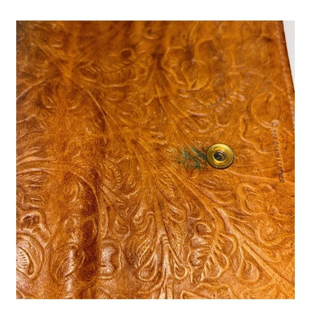 Vintage Embossed Floral Top Grain Leather Tri Fold Wallet Tan Brown
